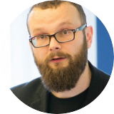 Dr Bartłomiej Skowron